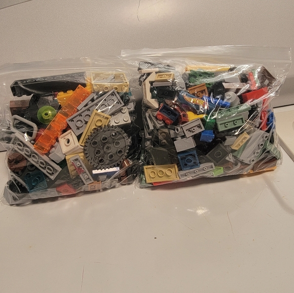 🔆Bundle Of 2! Mix Legos! - Picture 1 of 5